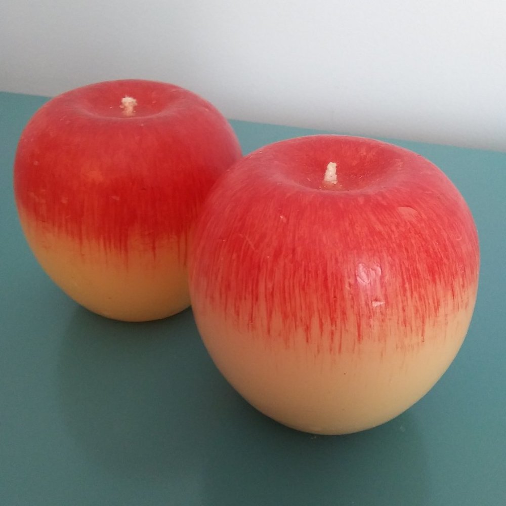 Apple Shaped Candles - Set of 2